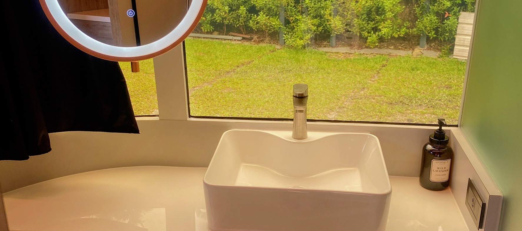 Tandas kering dan basah berasingan